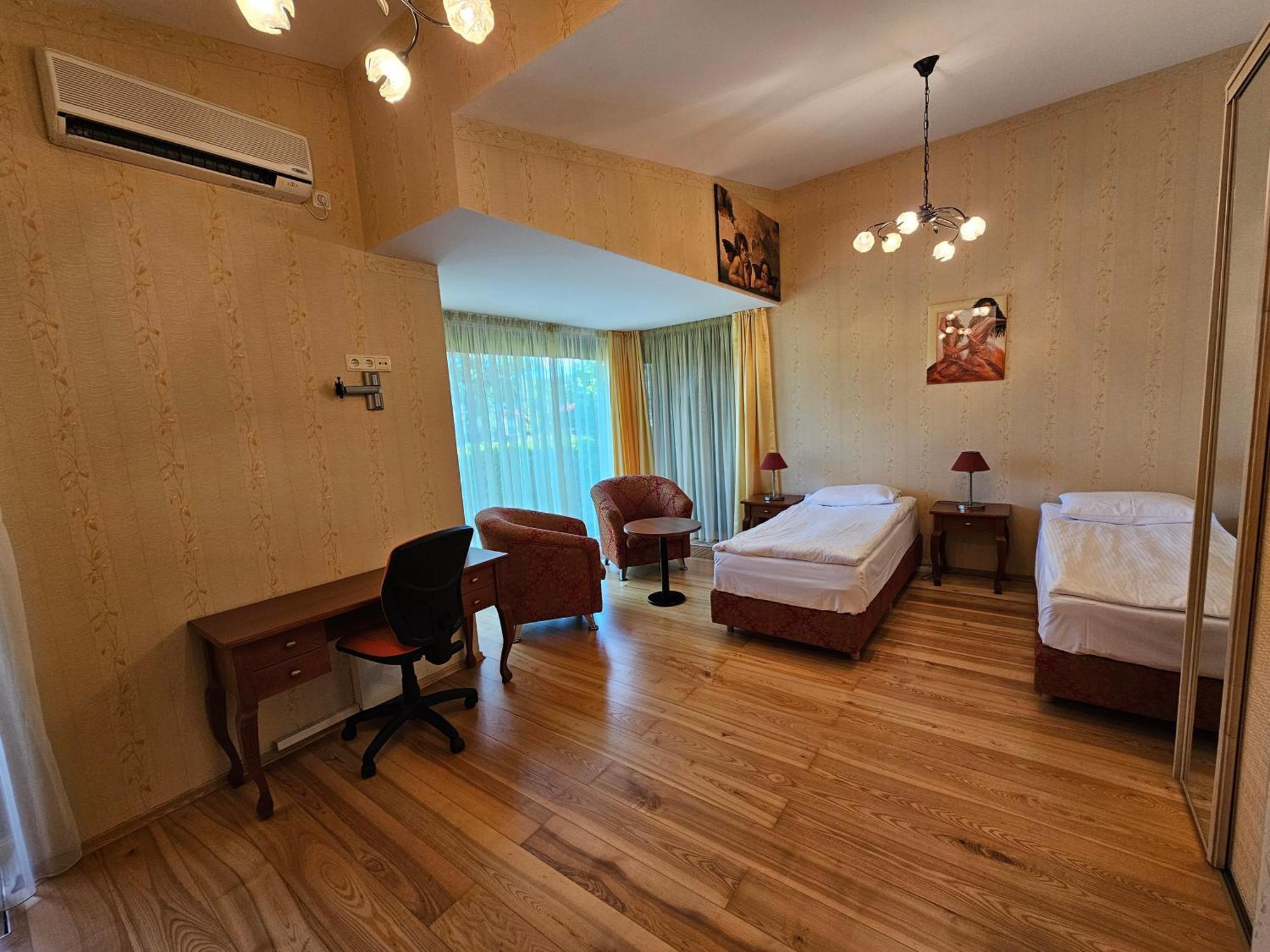 Vila Elegancija Паланга Стая снимка